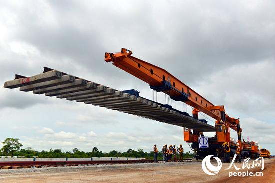 8�����������������F·�_ʼ�܉�������ܔz