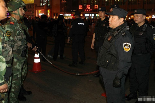 ������?j��)��������L(zh��ng)ҹ