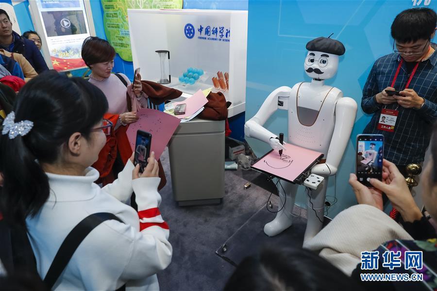 �ڸĸ��_��40����չ�[���w�(y��n)�Ƽ�����