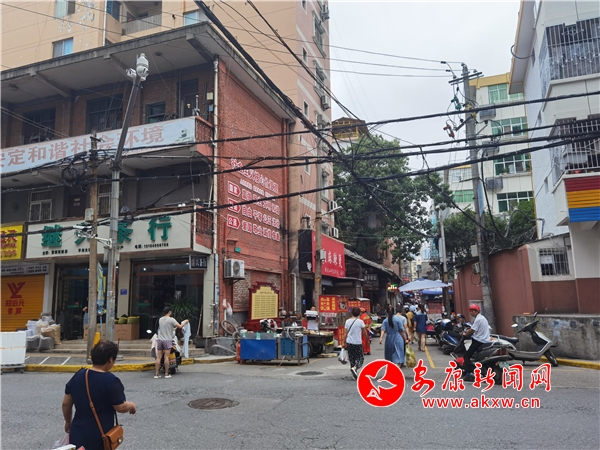 ���½ֵ�֩��W(w��ng)��|�������������R�ÿ�