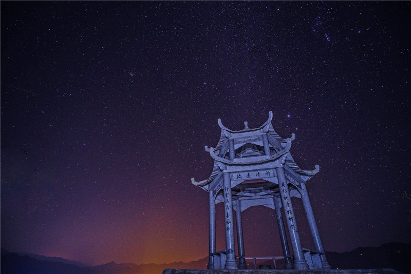 ҹ������������