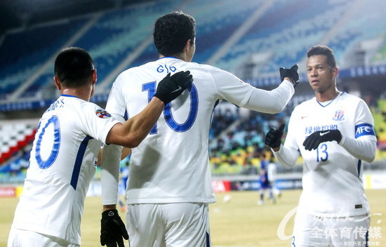 2018��3��7����2018�ꁆ��С�MِH�M��ˮԭ����1��1ƽ�Ϻ��껨��Ī���Z�c���ƽ�껨����3�Bƽ�� (���R�r/Osportsȫ�w����ý ���(qu��n)��Ʒ �����D(zhu��n)�d) 