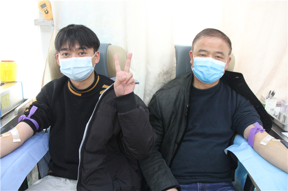 用熱血為冬日儲備一份溫暖 ——漢濱區(qū)委區(qū)政府組織開展冬季應急獻血活動